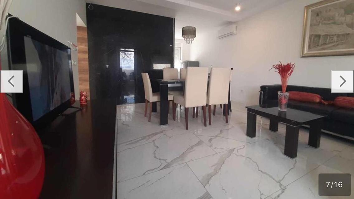 M House Bed & Breakfast ดูบรอฟนิก ภายนอก รูปภาพ