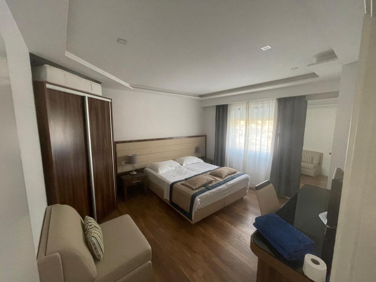 M House Bed & Breakfast ดูบรอฟนิก ภายนอก รูปภาพ